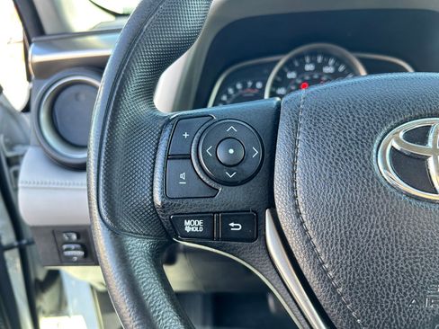 Used 2015 Toyota RAV4 XLE image 15