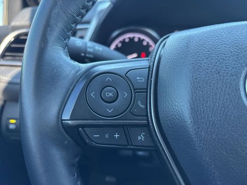 Used 2024 Toyota Camry SE image 16