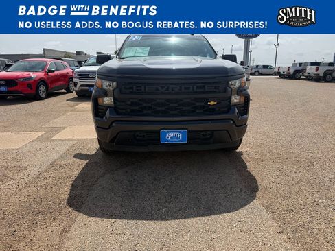 Used 2023 Chevrolet Silverado 1500 Custom RWD image 10