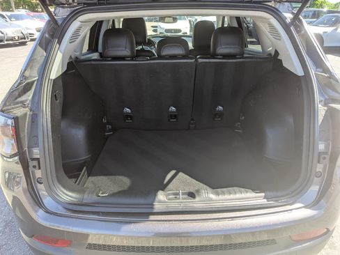 Used 2017 Jeep Compass Limited image 46