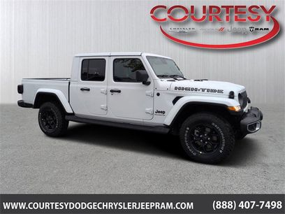 New 2025 Jeep Gladiator Sport