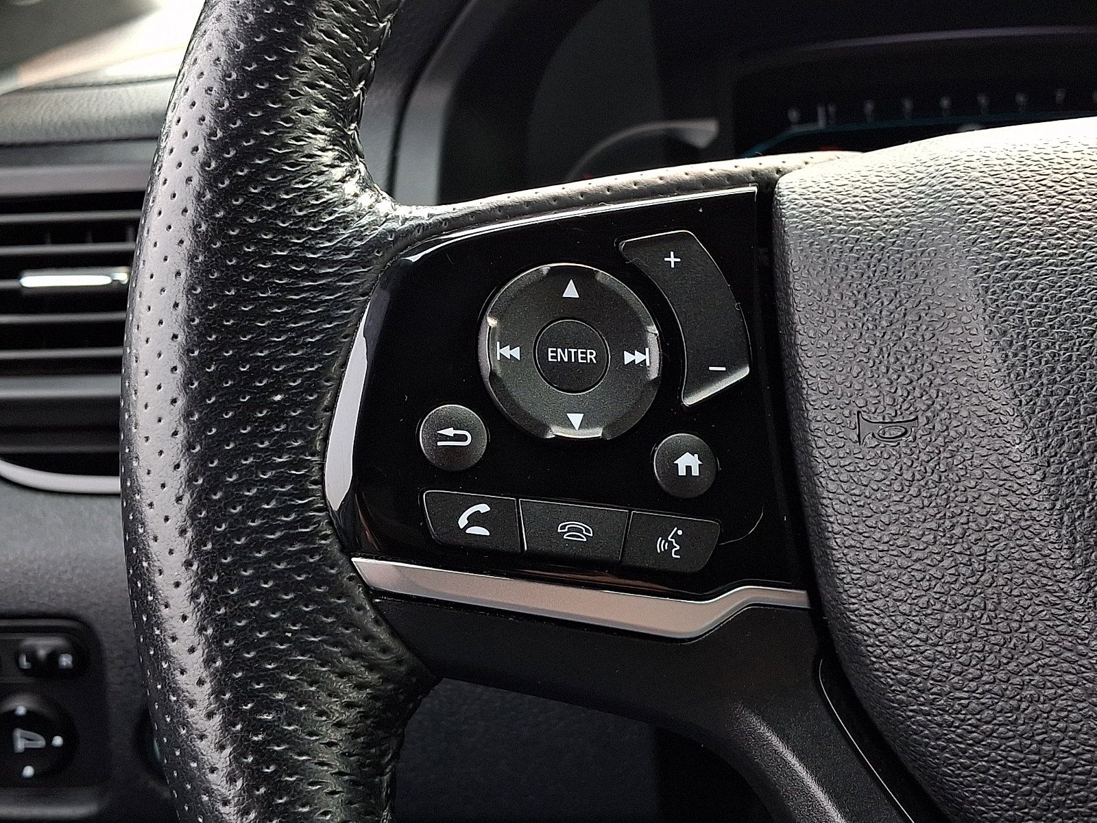 Used 2020 Honda Passport Touring image 22