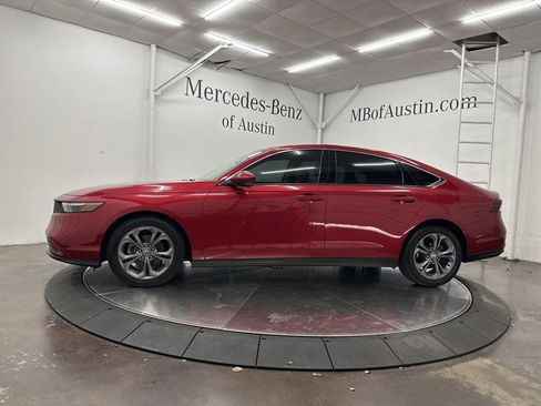 Used 2024 Honda Accord EX image 4
