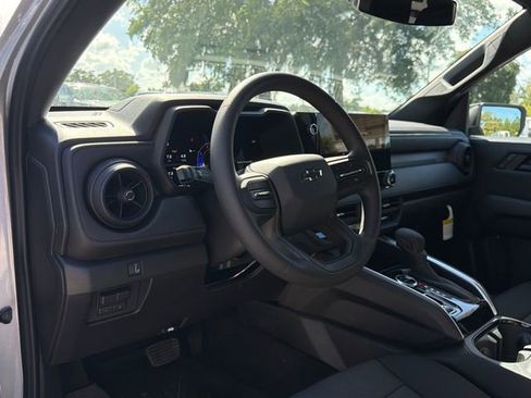 New 2026 Chevrolet Colorado Trail Boss AWD/4WD image 23
