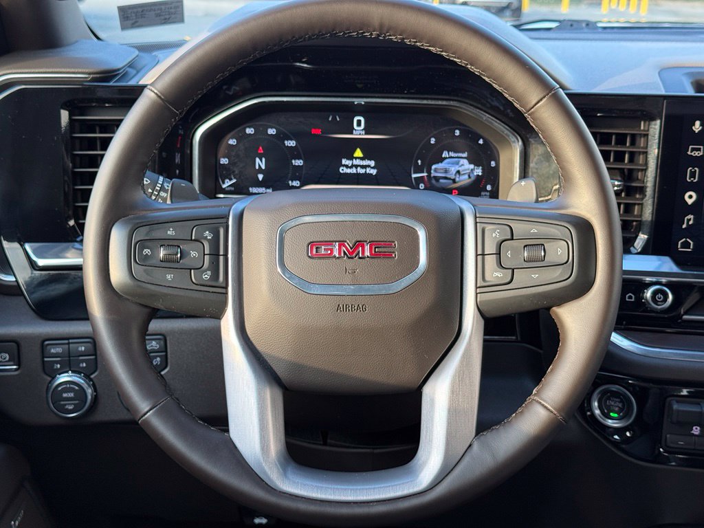 Used 2025 GMC Sierra 1500 SLT w/ SLT Premium Plus Package AWD/4WD image 15