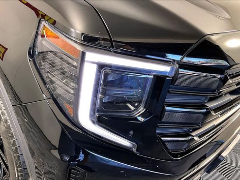 Certified 2023 GMC Sierra 1500 Elevation w/ Preferred Package image 25