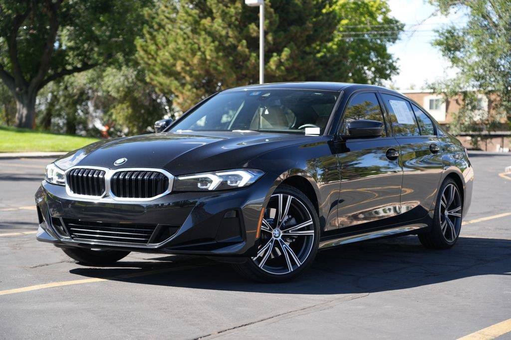 Used 2023 BMW 330i Sedan w/ Premium Package RWD image 1