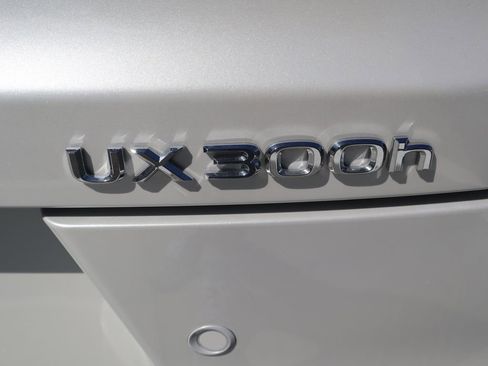 New 2026 Lexus UX 300h FWD image 21