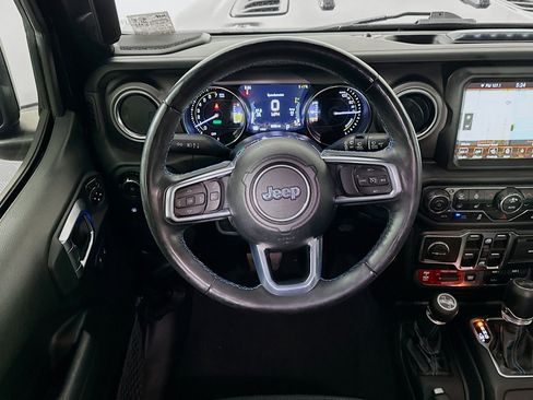 Used 2023 Jeep Wrangler Rubicon w/ Steel Bumper Group image 17