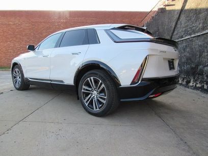 New 2025 Cadillac Lyriq Luxury