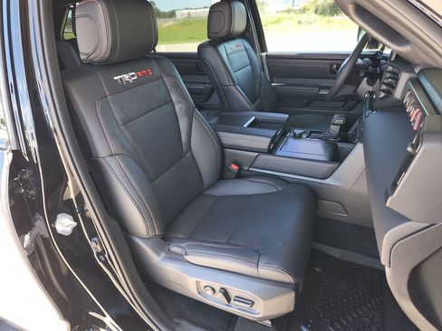 Used 2025 Toyota Sequoia TRD Pro AWD/4WD image 16