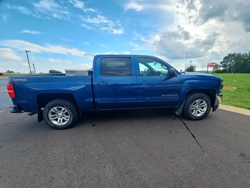 Used 2017 Chevrolet Silverado 1500 LT w/ All Star Edition AWD/4WD image 3