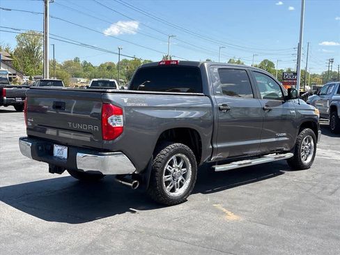 Used 2017 Toyota Tundra SR5 AWD/4WD image 3
