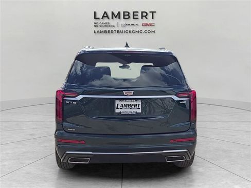 Used 2025 Cadillac XT6 Premium Luxury w/ Technology Package image 4