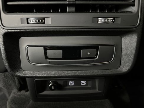 Used 2021 Audi Q7 2.0T Premium w/ Convenience Package image 31