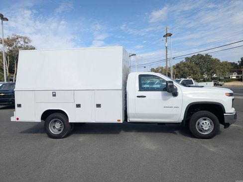 Used 2025 Chevrolet Silverado 3500 W/T w/ WT Convenience Package RWD image 3