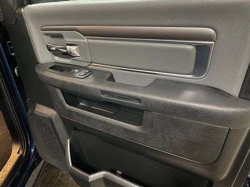 Used 2021 RAM 1500 Classic SLT image 21