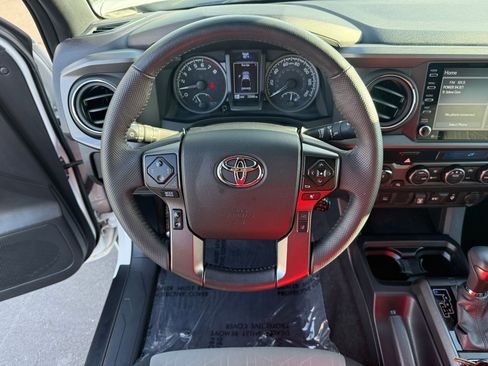 Used 2023 Toyota Tacoma TRD Off-Road AWD/4WD image 13