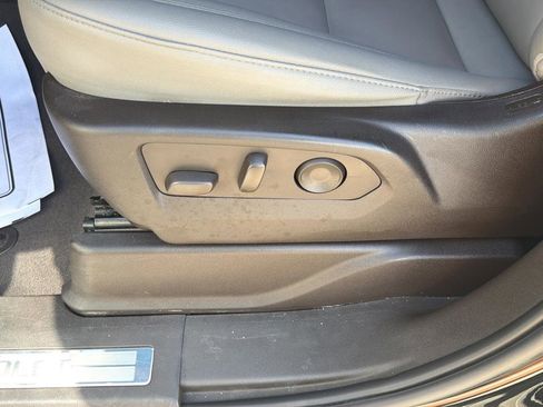Used 2023 Chevrolet Tahoe LT AWD/4WD image 21