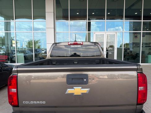 Used 2016 Chevrolet Colorado W/T w/ WT Convenience Package RWD image 13