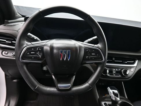 Used 2024 Buick Envista Preferred w/ Convenience I Package image 15