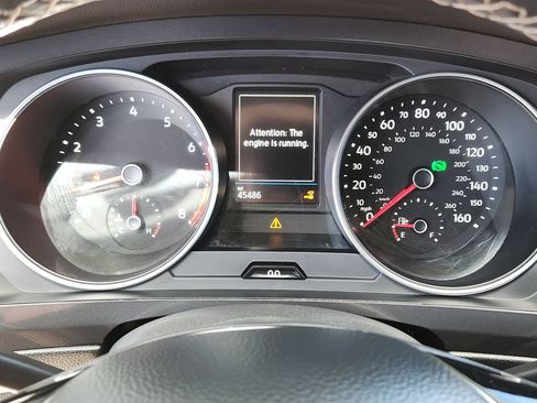 Used 2021 Volkswagen Tiguan SE R-Line AWD/4WD image 7