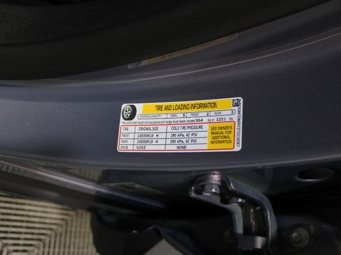 New 2026 Chevrolet Equinox EV LT image 39