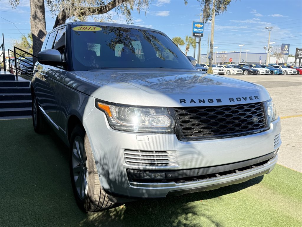 Used 2015 Land Rover Range Rover HSE AWD/4WD image 3