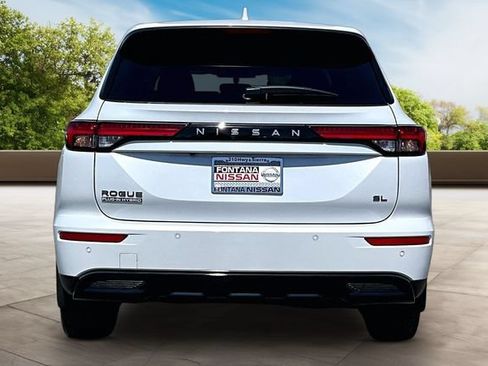 New 2026 Nissan Rogue SL AWD/4WD image 4