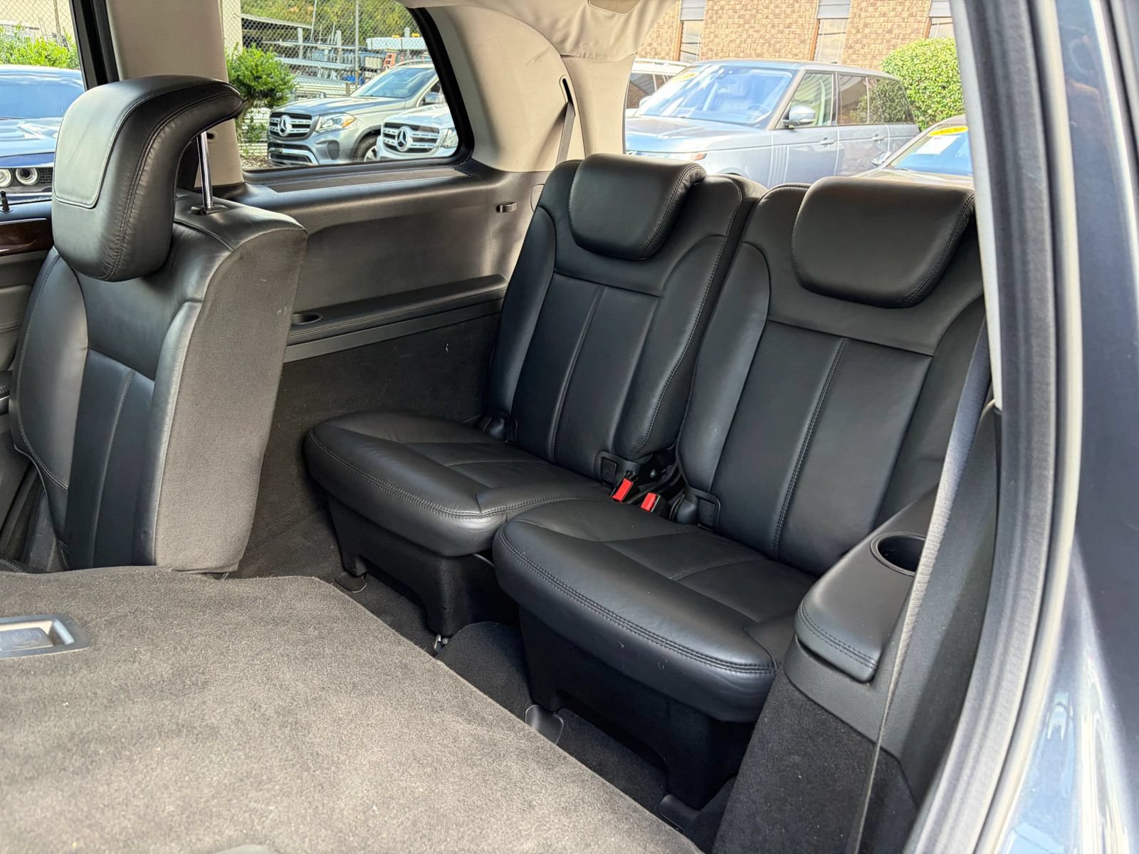 Used 2011 Mercedes-Benz GL 550 4MATIC image 14