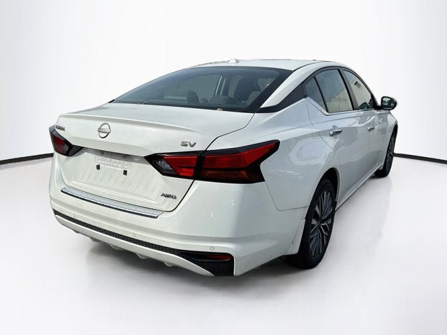 Used 2023 Nissan Altima 2.5 SV AWD/4WD image 7
