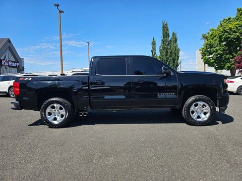 Used 2018 Chevrolet Silverado 1500 LT w/ All Star Edition AWD/4WD image 2