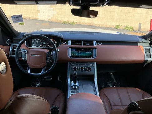 Used 2017 Land Rover Range Rover Sport HSE Dynamic image 17