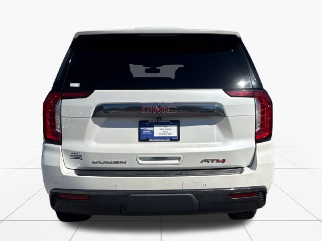 Used 2021 GMC Yukon XL AT4 w/ AT4 Premium Package AWD/4WD image 4