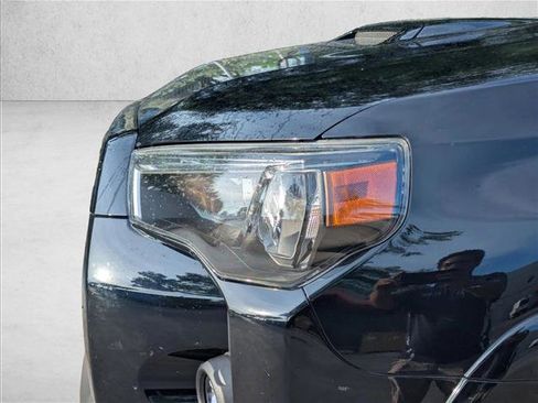 Used 2023 Toyota 4Runner TRD Off-Road Premium w/ Moonroof Package AWD/4WD image 10