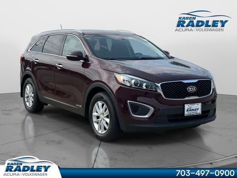 Used 2017 Kia Sorento AWD image 1