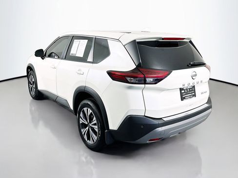 Used 2022 Nissan Rogue SV AWD/4WD image 5
