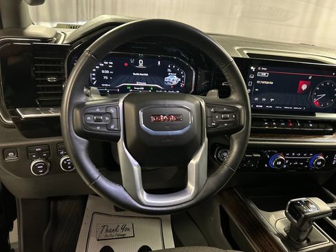 Used 2024 GMC Sierra 1500 Elevation w/ Preferred Package AWD/4WD image 15
