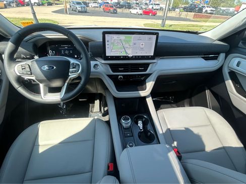 New 2026 Ford Explorer Active w/ Active Comfort Package AWD/4WD image 14