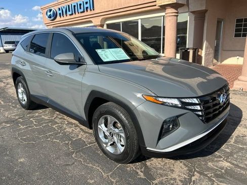 Used 2024 Hyundai Tucson SE FWD image 1