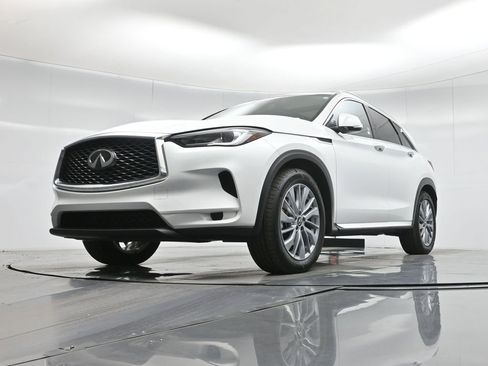 Used 2024 INFINITI QX50 Luxe image 48