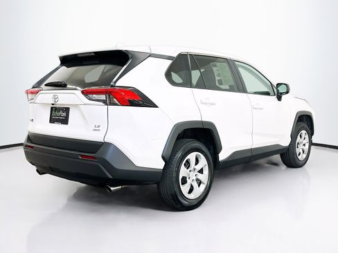 Used 2024 Toyota RAV4 LE image 9