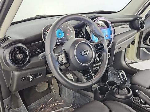 Certified 2023 MINI Cooper S image 31