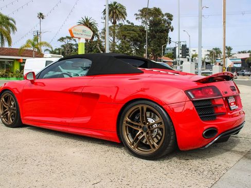 Used 2011 Audi R8 V10 image 36