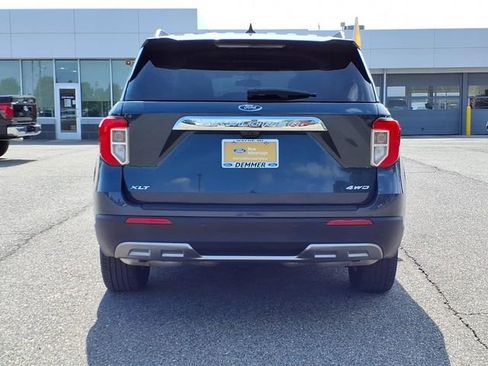 Certified 2023 Ford Explorer XLT w/ Equipment Group 202A AWD/4WD image 5