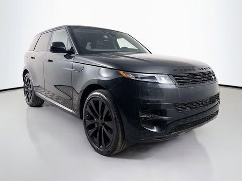 New 2026 Land Rover Range Rover Sport SE AWD/4WD image 3