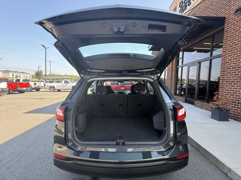 Used 2020 Chevrolet Equinox LS FWD image 24
