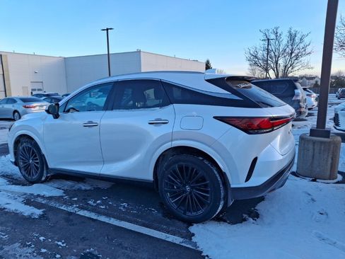 Used 2024 Lexus RX 350 Premium image 2