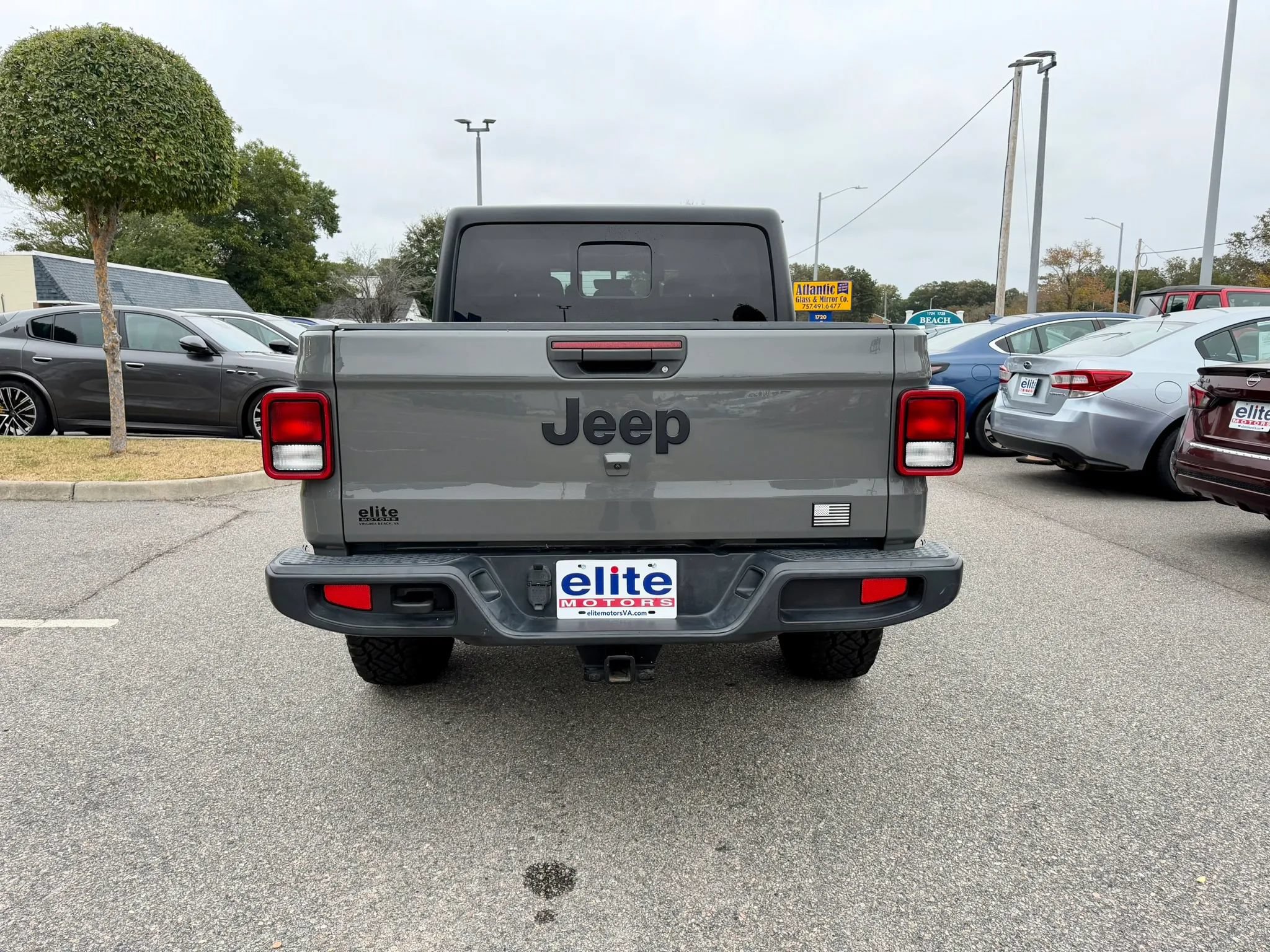 Used 2023 Jeep Gladiator Sport AWD/4WD image 6
