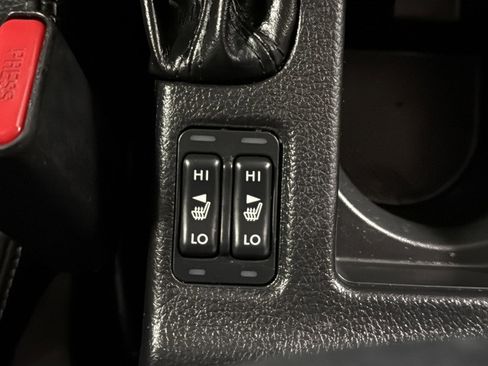 Used 2014 Subaru Crosstrek 2.0i Limited w/ Popular Package #2 image 32